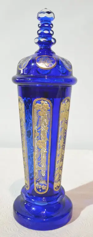 BOHEMIAN ETCHED COVERED VASE WITH GOLD GLAZED