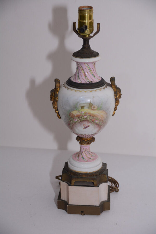 Product 208 - Image 3