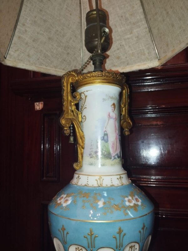 Product 11 - Image 2