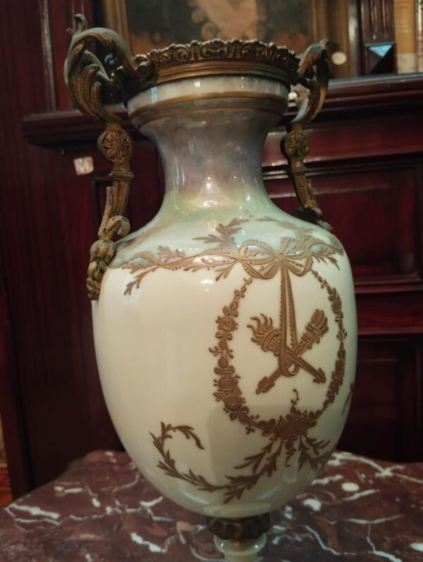 Product 13 - Image 8