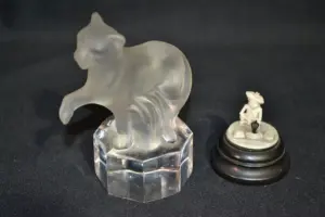 GOEBEL CRYSTAL CAT (4") & SEATED IVORY MAN - 1"
