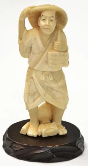 SIGNED JAPANESE IVORY FIGURE, 5"H