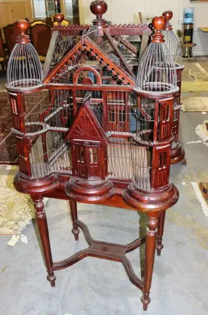 Decorative Wooden Table Top Bird Cage & Table