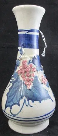 HAND PAINTED VINTAGE PORCELAIN VASE