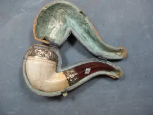 Antique French meerschaum pipe with probably gold