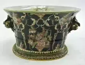 CHINESE HAND PAINTED PORCELAIN JARDINIERE