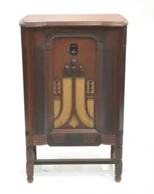 PHILCO CONSOLE RADIO CHASSIS TYPE 89 CODE 123
