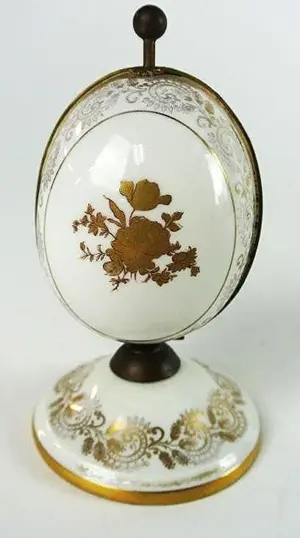 J65-12 LIMOGES PERFUME BOX