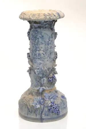 SALT GLAZE PEDESTAL WITH RAISED ACORNS & LEAVES