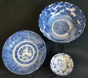 lot of 3 Chinese porcelain dishes