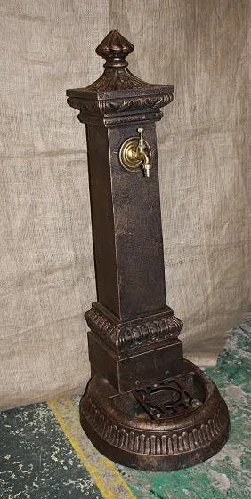 Cast aluminum water fountain with bronze spigot