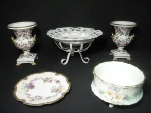 ASSORTED FLORAL PORCELAIN WARE: LIMOGES, ETC