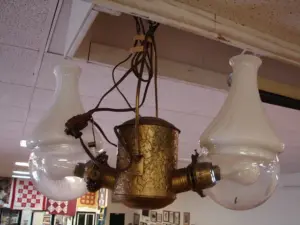 Double & single angle oil lamps