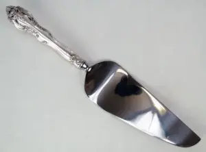 GORHAM LA SCALA STERLING SILVER HANDLED PIE SERVER