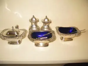 EIGHT PIECE PLATED CONDIMENT SET