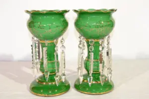 (Pr) GREEN CASED GLASS LUSTRES WITH GOLD