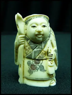 2" ANTIQUE BONE NETSUKE