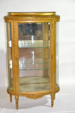19thC CURVED GLASS GILT WOOD VITRINE WITH GLASS