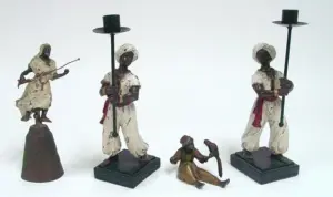 Group lot of assorted metal pieces