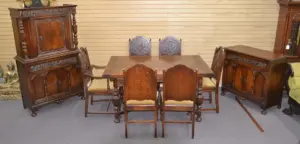 CARVED OAK DINING ROOM SET CONSISTING OF
