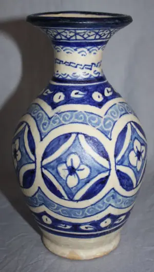 Blue & White ceramic vase signed on bottom