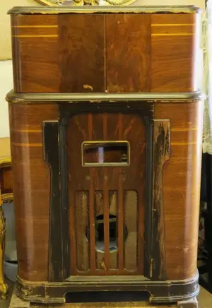 Antique 1930's Radio Cabinet. No Guts. Exterior Fair