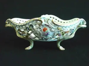 Late 19th c. Meissen reticulated floral basket