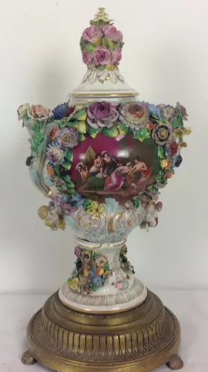 DRESDEN VASE AND COVER