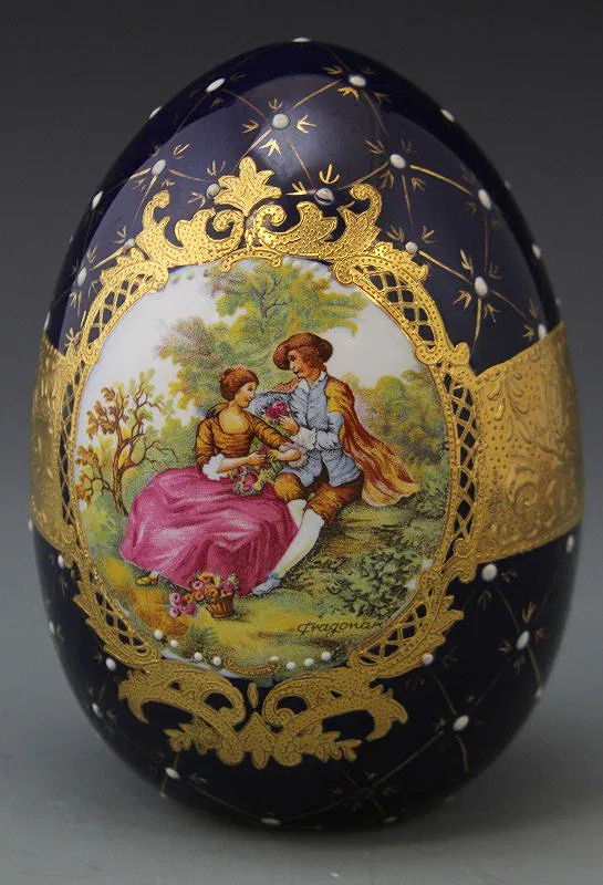 LARGE LIMOGES PORCELAIN EGG - Image 3